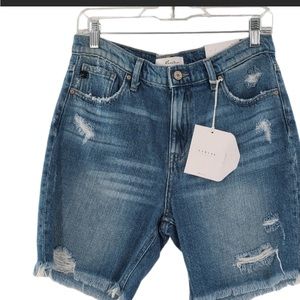 KanCan Blue Jean Raw Hem Denim Shorts Size 5/26 Stretch Distressed High Rise NWT